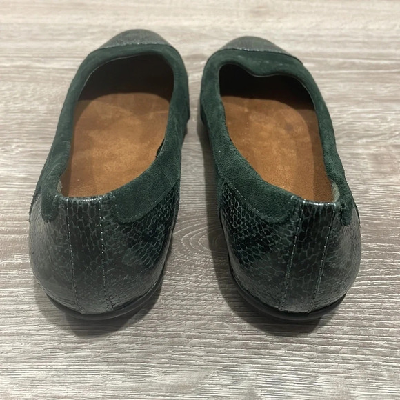G.H. BASS & CO Cara Green Leather Suede Reptile Ballet Flat 8.5 - Picture 3 of 14